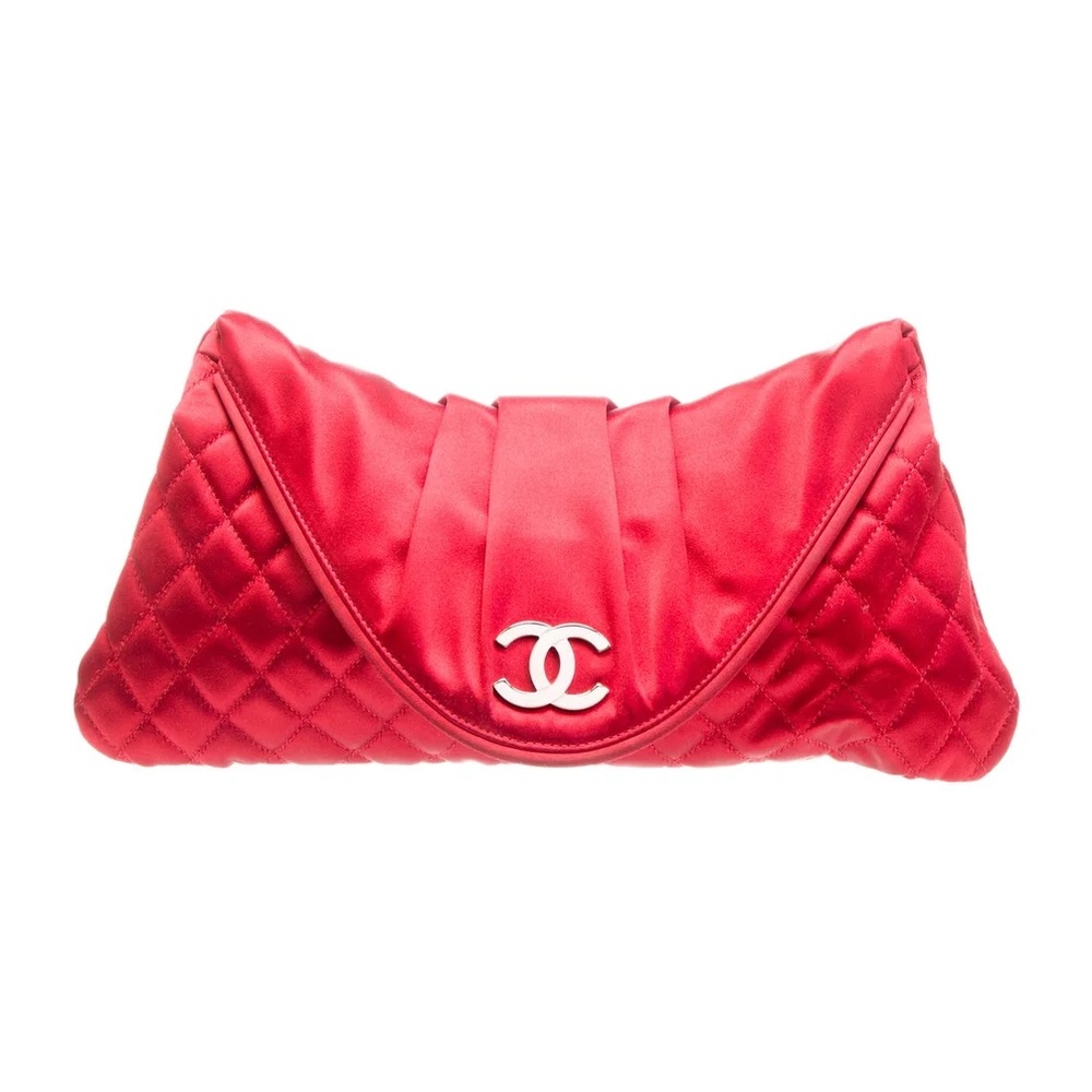 CHANEL Scarlet Quilted Wristlet - Picture 1 of 6